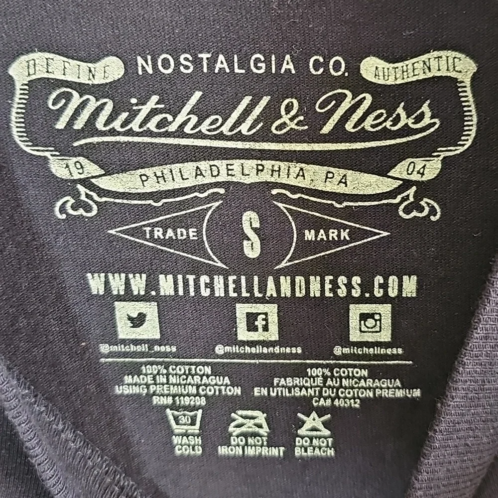 Mitchell & Ness James Harden T-Shirt.
